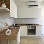 Lungomare House Tatil Evi *