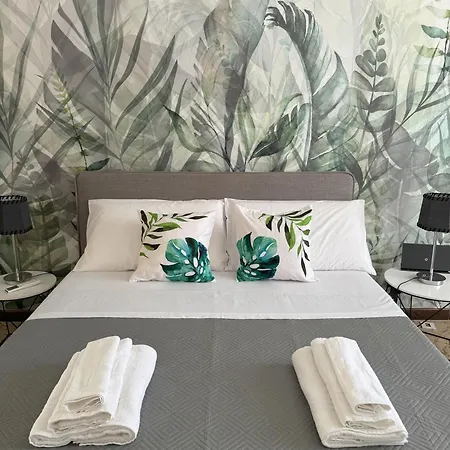 Lungomare House Tatil Evi